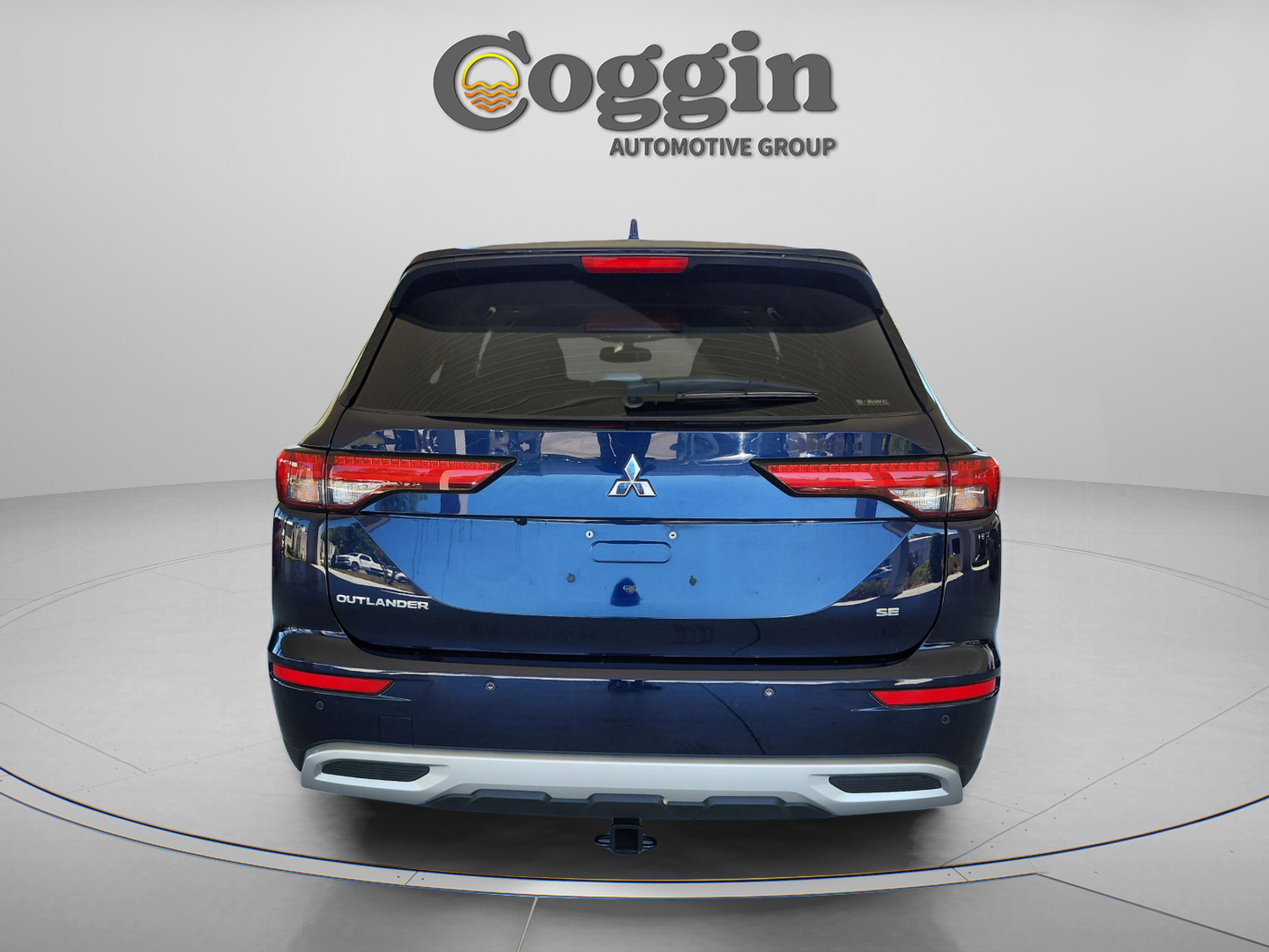 Used 2022 Mitsubishi Outlander SE image 4