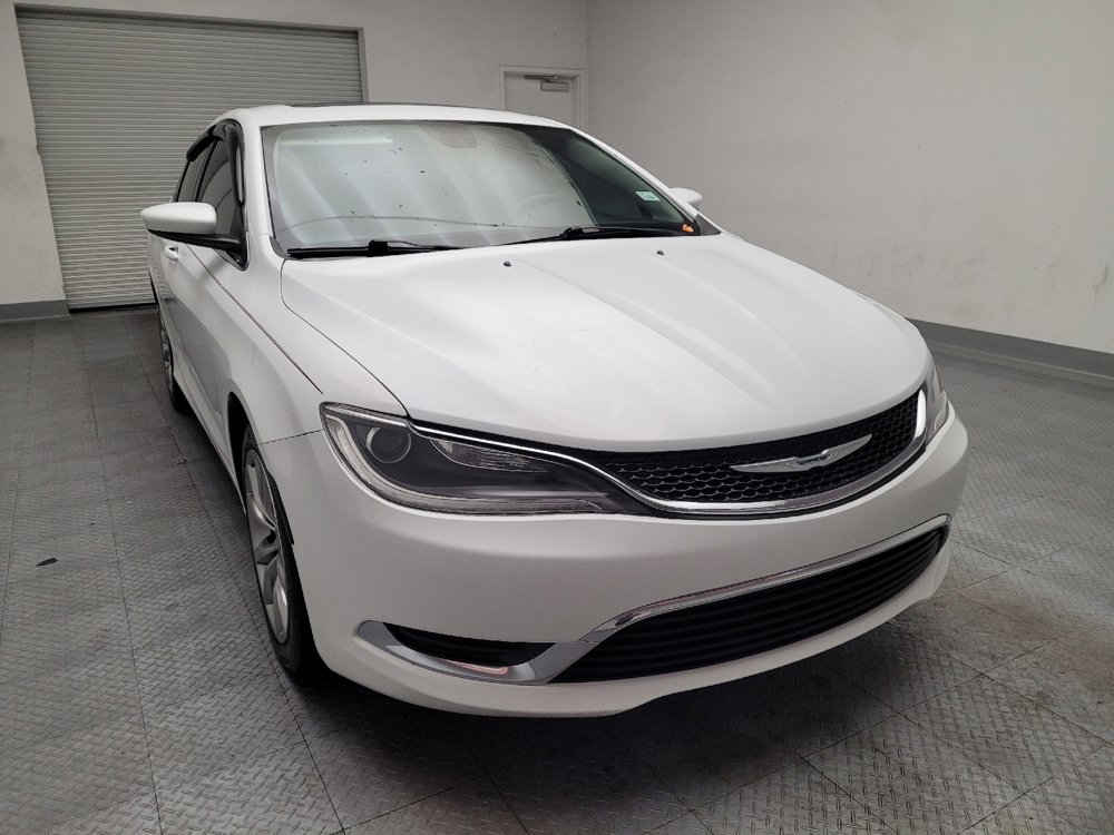 Used 2015 Chrysler 200 Limited w/ Convenience Group FWD image 14