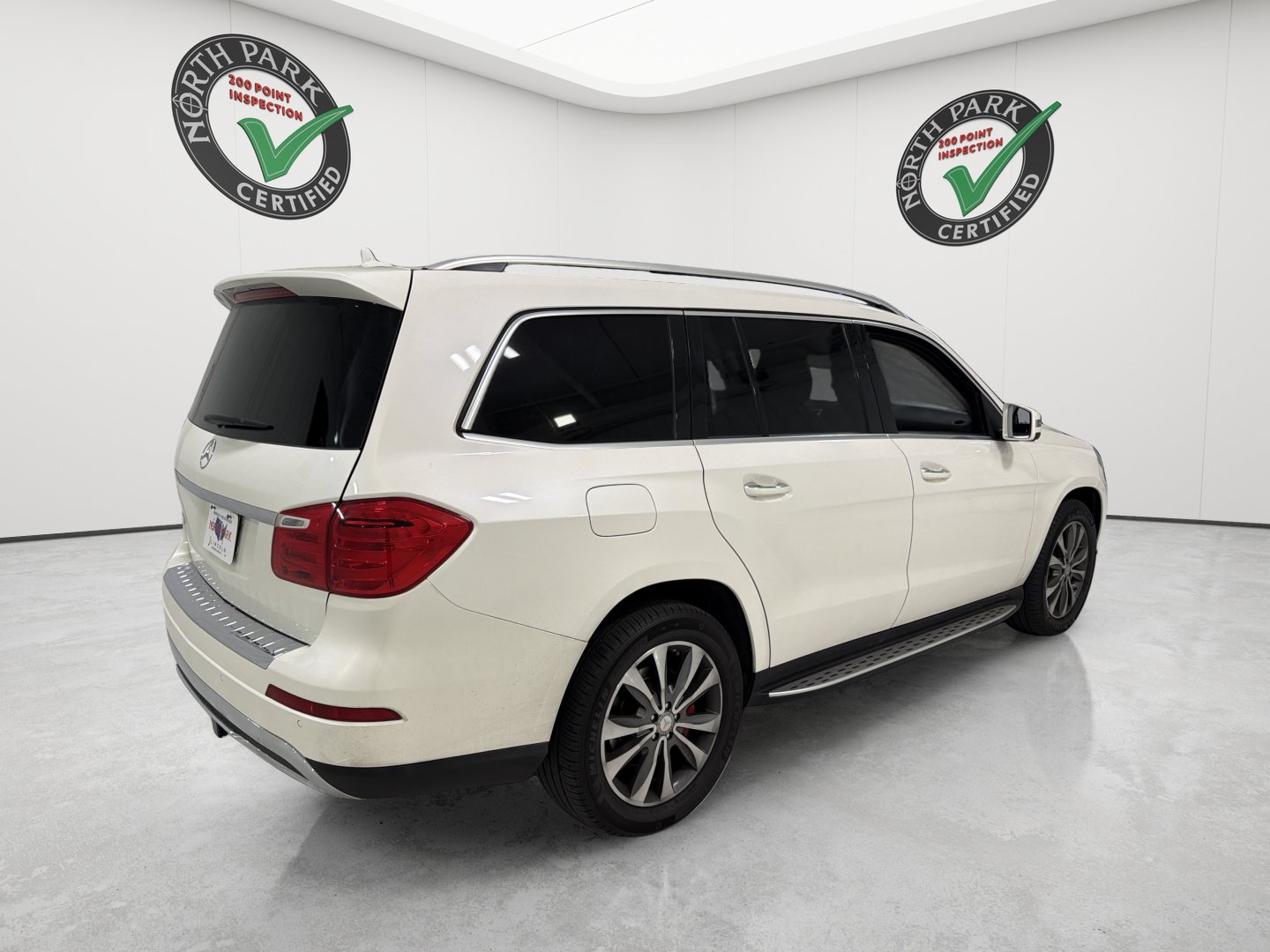 Used 2013 Mercedes-Benz GL 320 BlueTEC 4MATIC image 5
