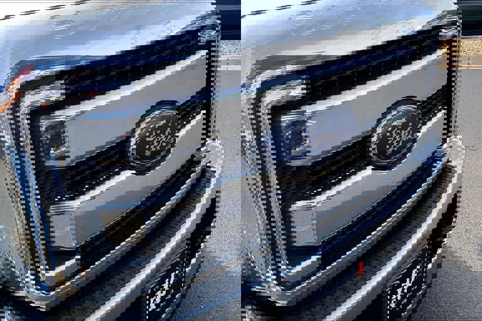 Used 2016 Ford F250 XLT w/ Camper Package image 26