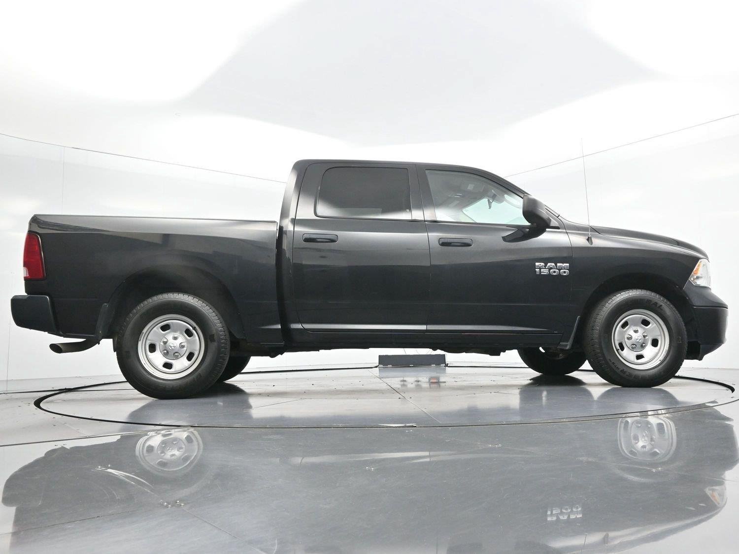 Used 2018 RAM 1500 Tradesman w/ Popular Equipment Group RWD image 47