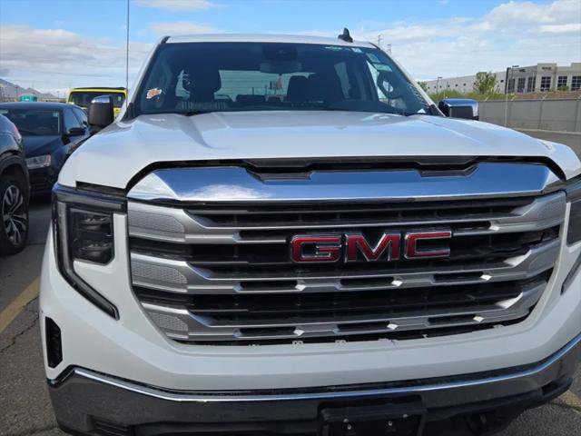 Used 2023 GMC Sierra 1500 SLE AWD/4WD image 4
