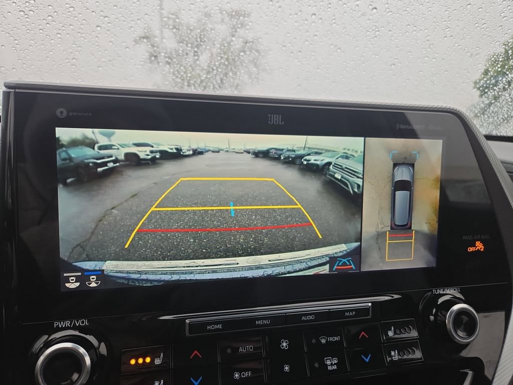 Used 2020 Toyota Highlander Platinum AWD/4WD image 25