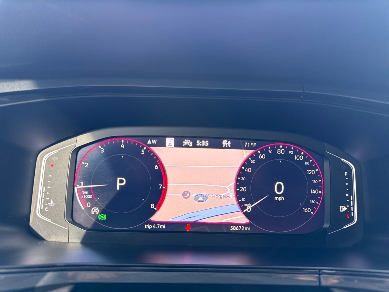 Used 2022 Volkswagen Taos SEL AWD/4WD image 16