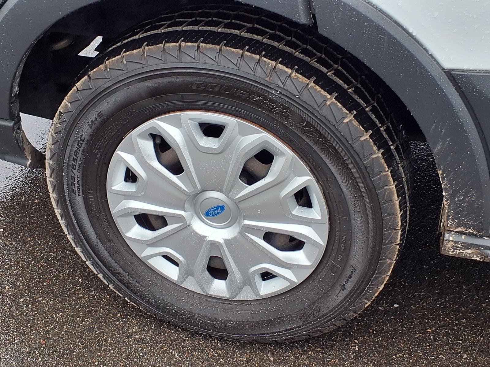 Used 2016 Ford Transit 150 130 Low Roof w/ Exterior Upgrade Package image 9