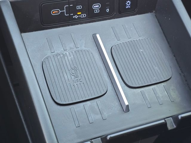 Used 2024 Hyundai Santa Fe Limited FWD image 17