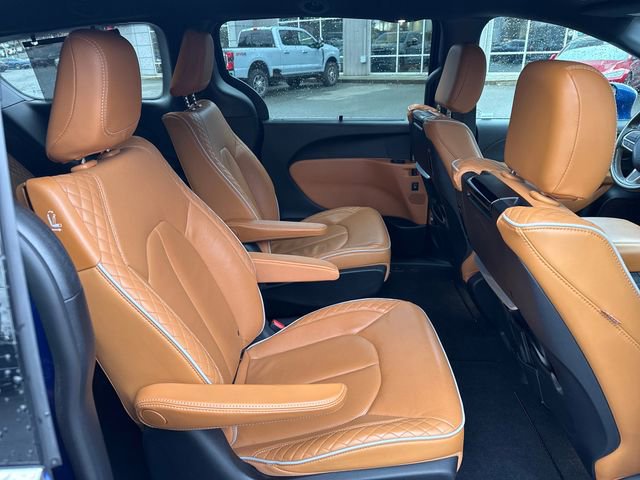 Used 2021 Chrysler Pacifica Pinnacle image 11