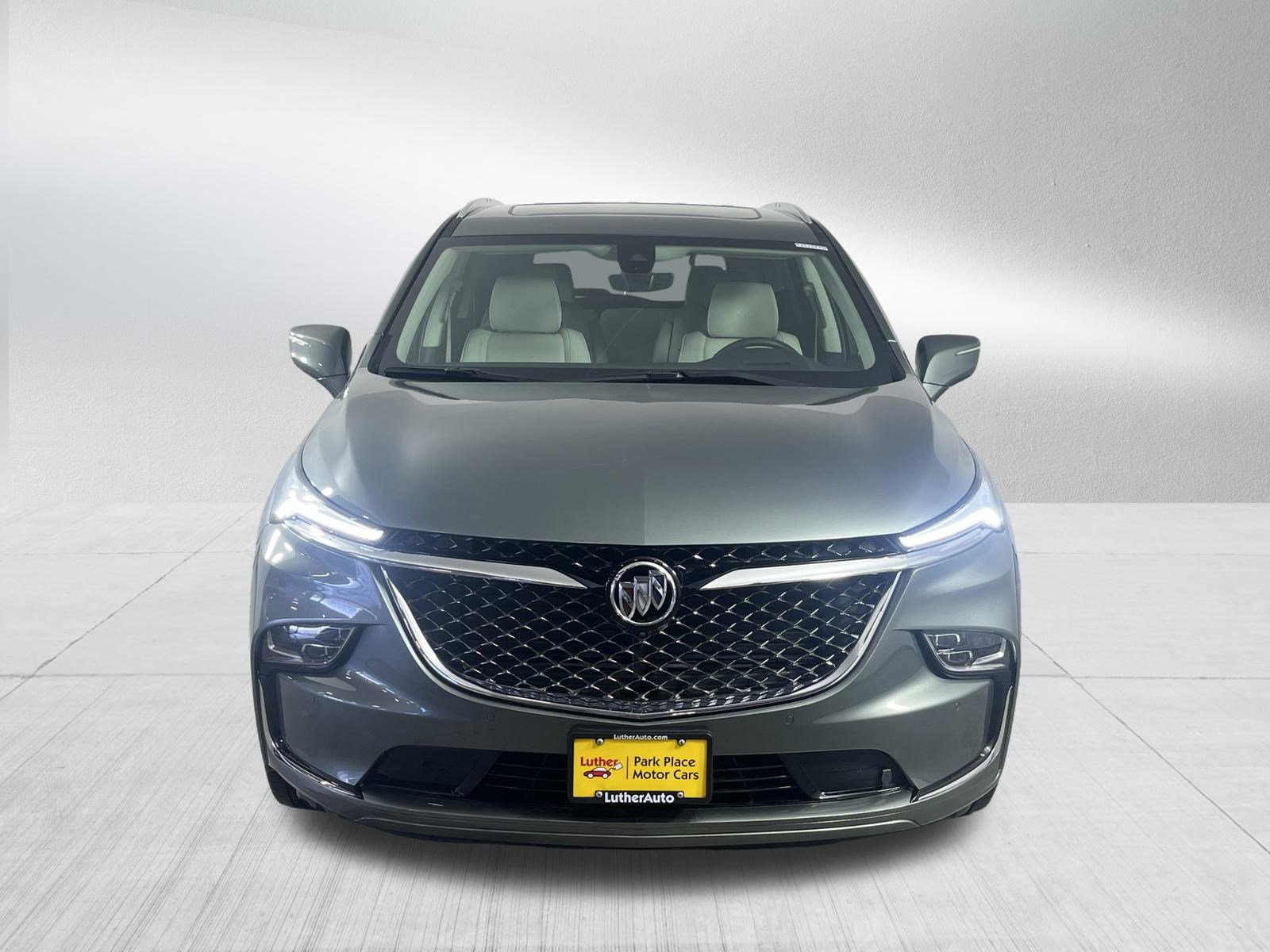 Used 2023 Buick Enclave Avenir w/ Avenir Technology Package video 2