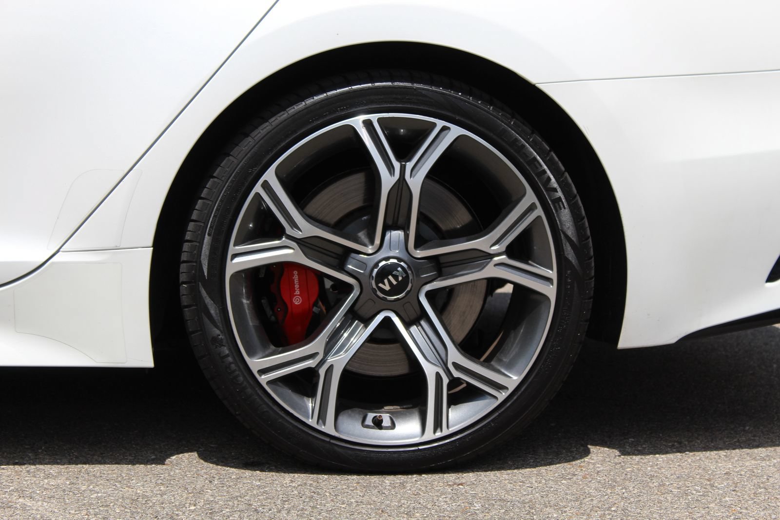 Used 2021 Kia Stinger GT2 RWD image 30