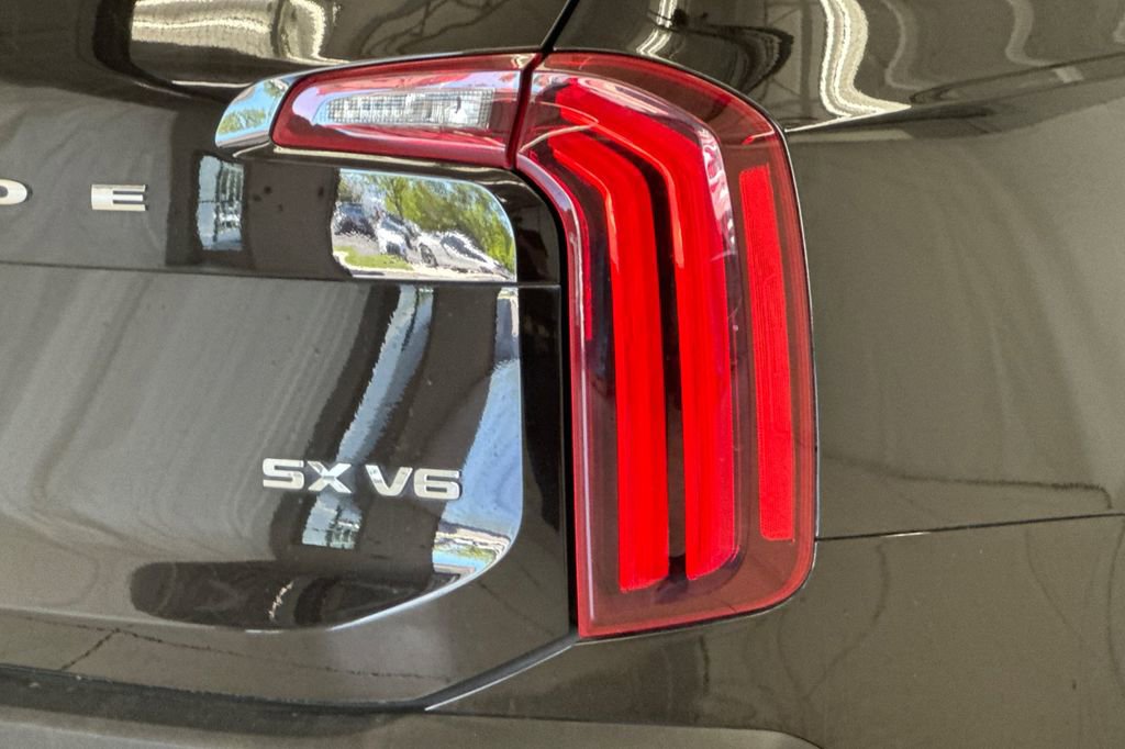 Certified 2021 Kia Telluride SX w/ SX Prestige Package AWD/4WD image 29