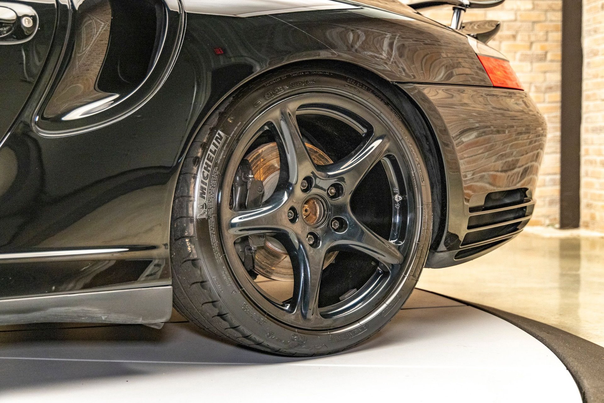 Used 2003 Porsche 911 Turbo image 16