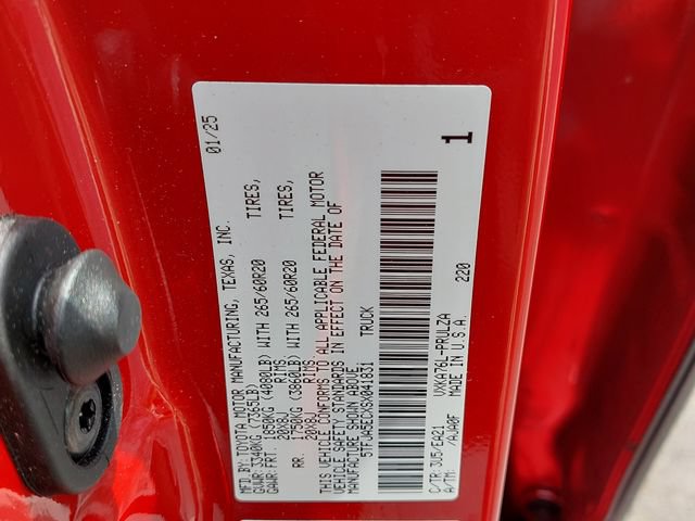 Certified 2025 Toyota Tundra Limited AWD/4WD image 40
