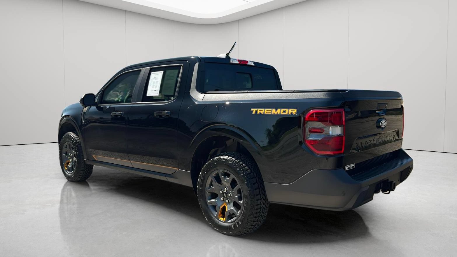 Used 2025 Ford Maverick Tremor AWD/4WD image 8