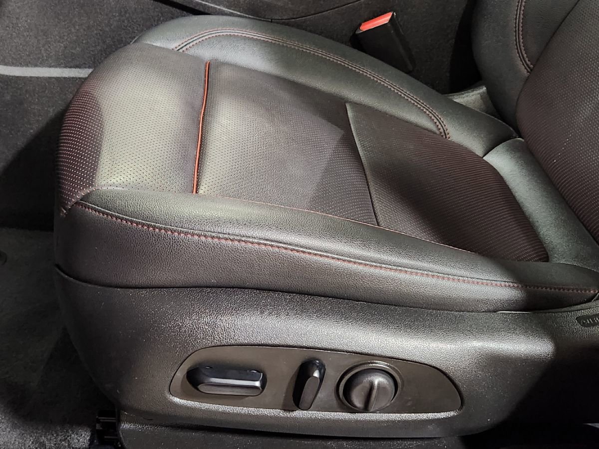 Used 2023 Chevrolet Blazer RS w/ Driver Confidence II Package image 46