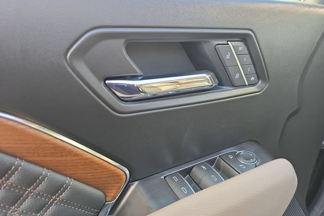 New 2026 GMC Canyon Denali w/ LPO, Denali Black Edition AWD/4WD image 24