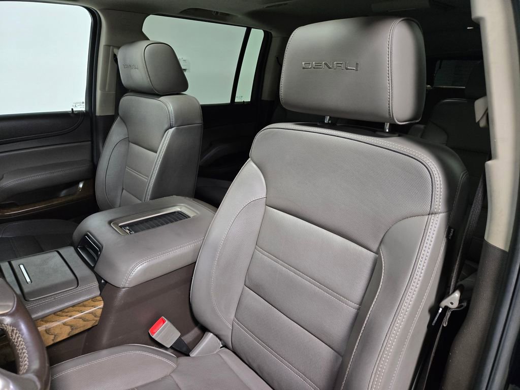 Used 2019 GMC Yukon XL Denali w/ Open Road Package image 13