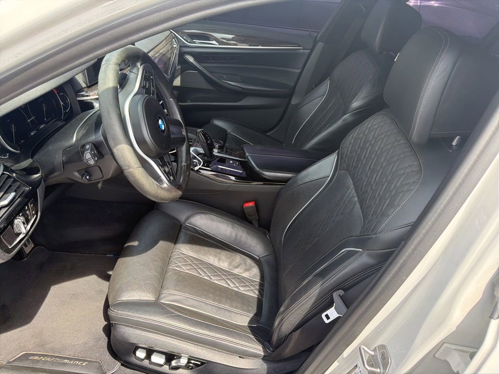Used 2018 BMW M550i xDrive AWD/4WD image 4