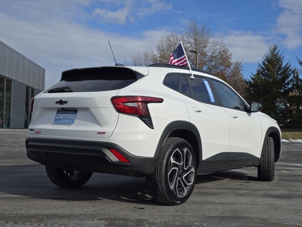 Certified 2025 Chevrolet Trax RS w/ Driver Confidence Package image 14