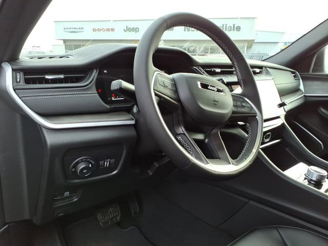 New 2026 Jeep Grand Cherokee Limited image 14