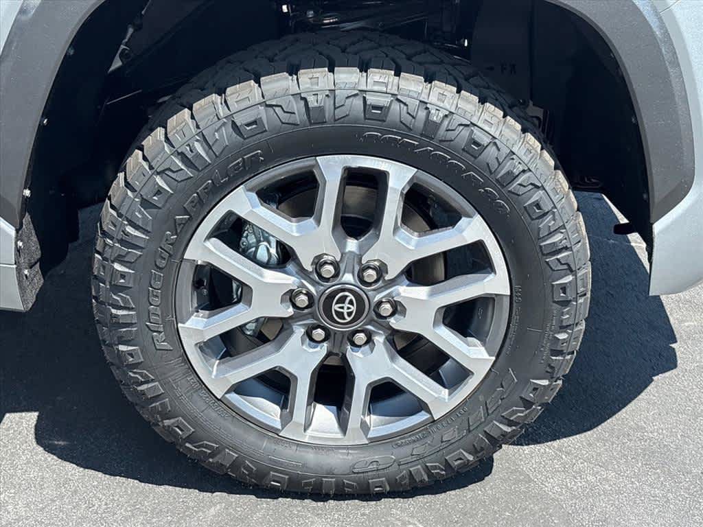 New 2026 Toyota Tundra 1794 Edition AWD/4WD image 32