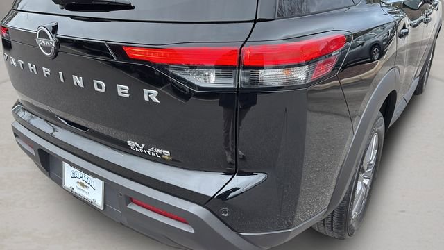 Used 2024 Nissan Pathfinder SV image 36