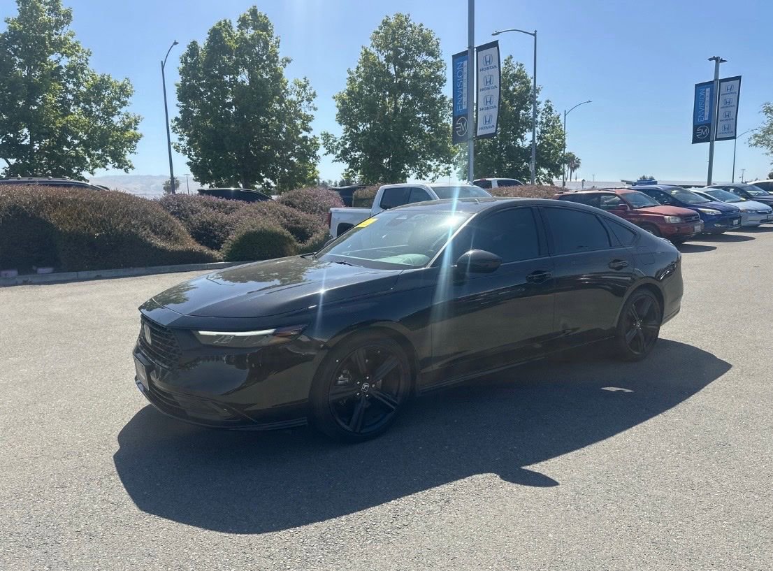 Used 2025 Honda Accord Sport image 5