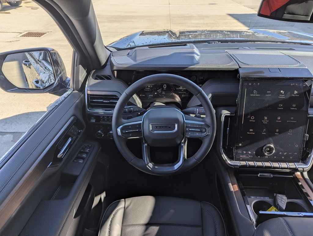 New 2026 GMC Yukon XL Denali image 3