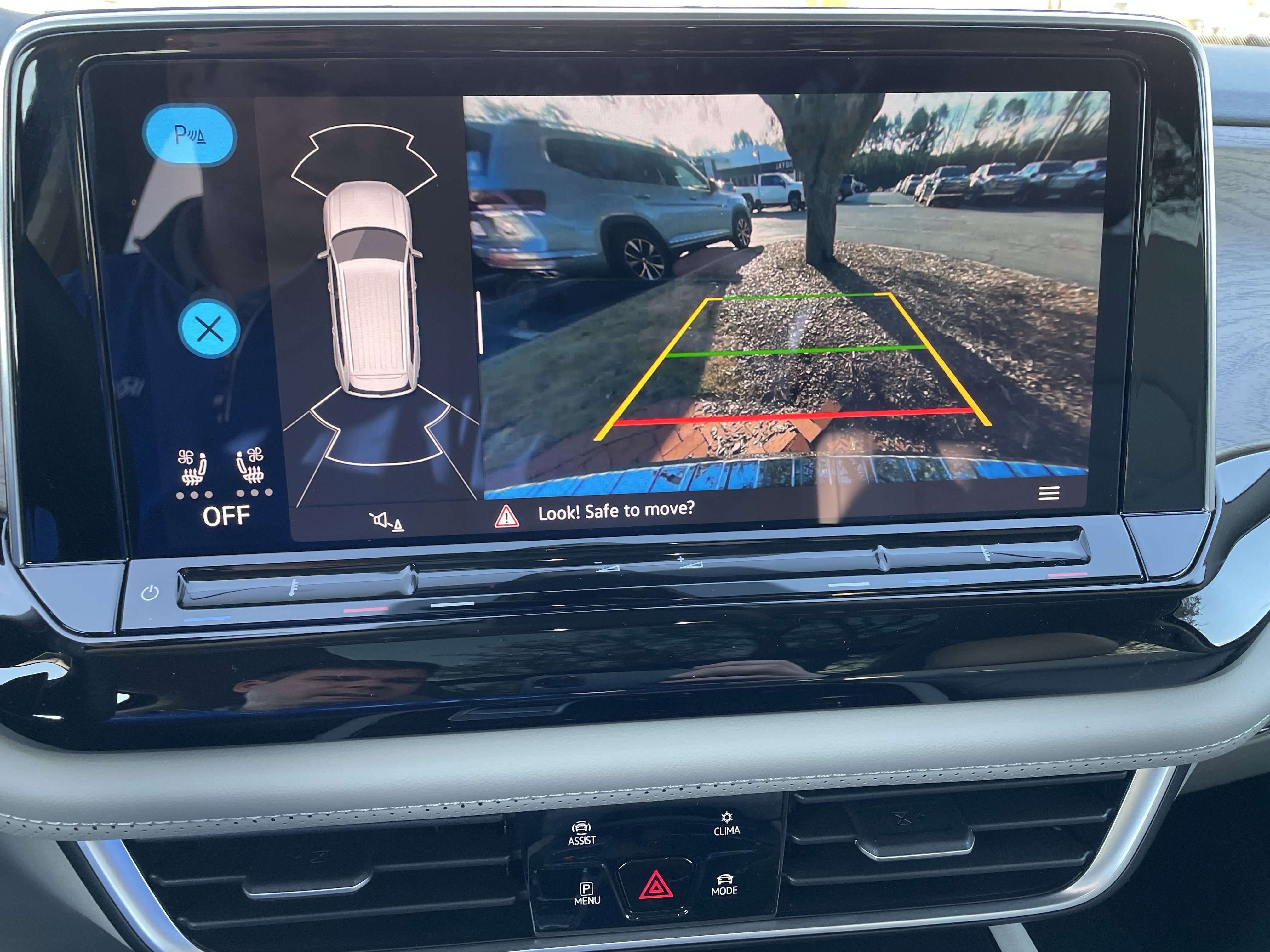 New 2026 Volkswagen Atlas SE image 20