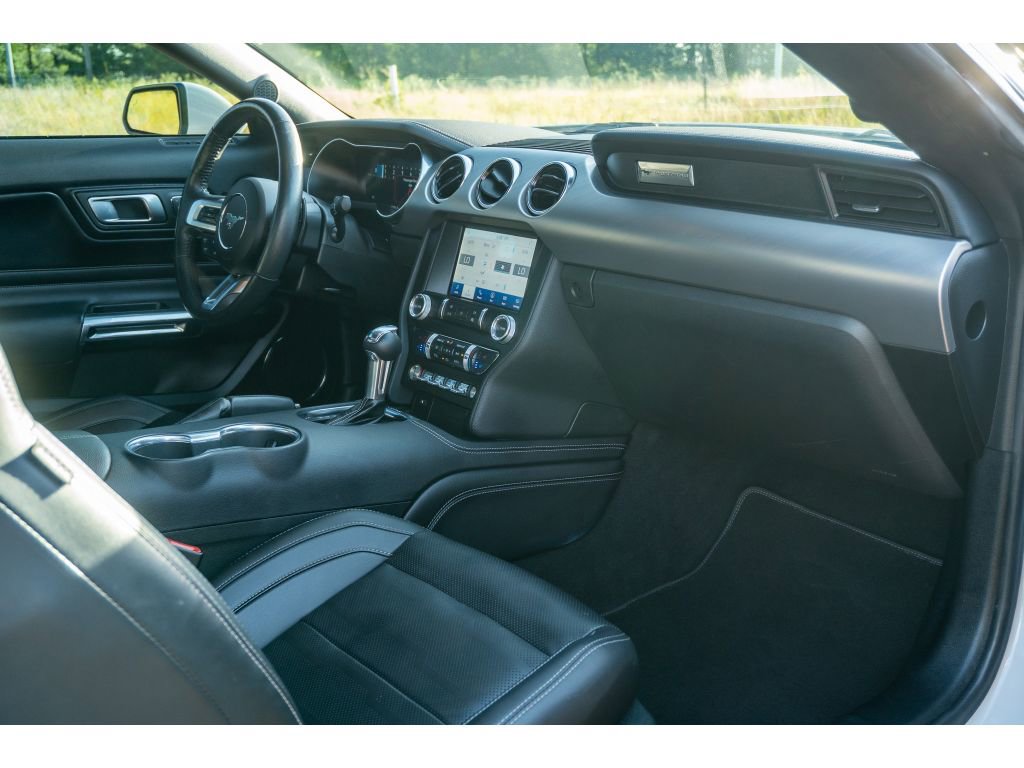 Used 2022 Ford Mustang GT Premium w/ Equipment Group 401A RWD image 14