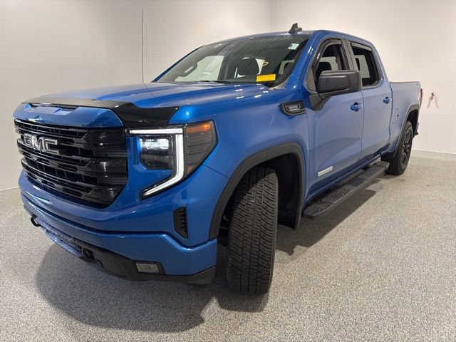Used 2022 GMC Sierra 1500 Elevation AWD/4WD image 3