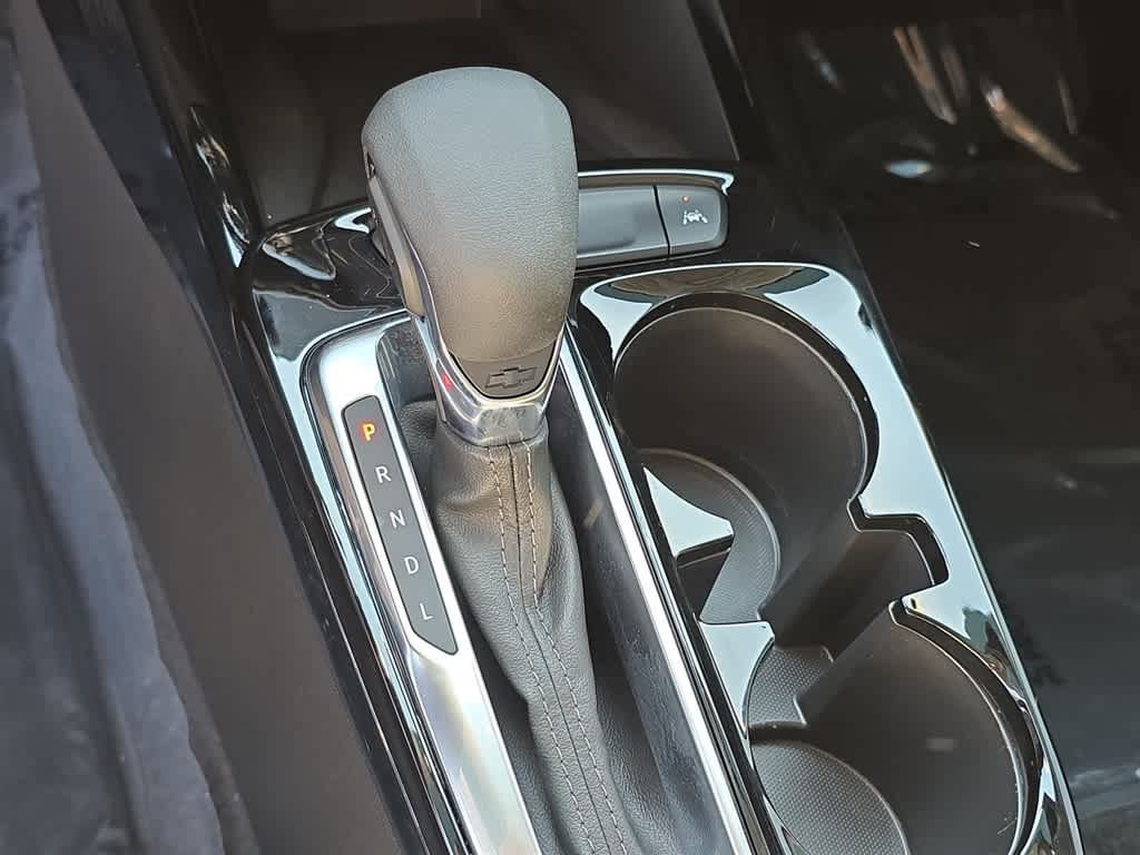 Used 2024 Chevrolet Trax ACTIV w/ Sunroof Package FWD image 23