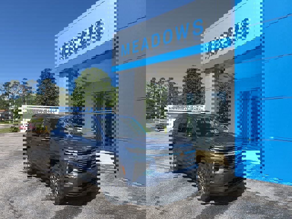 New 2026 Chevrolet Traverse LT FWD image 1