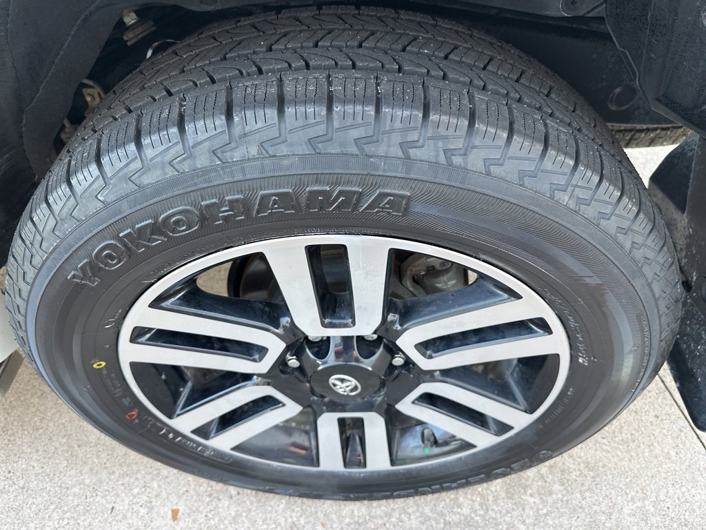 Used 2023 Toyota 4Runner Limited image 23