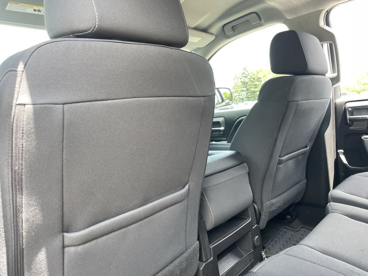 Used 2018 Chevrolet Silverado 1500 LT w/ All Star Edition AWD/4WD image 19