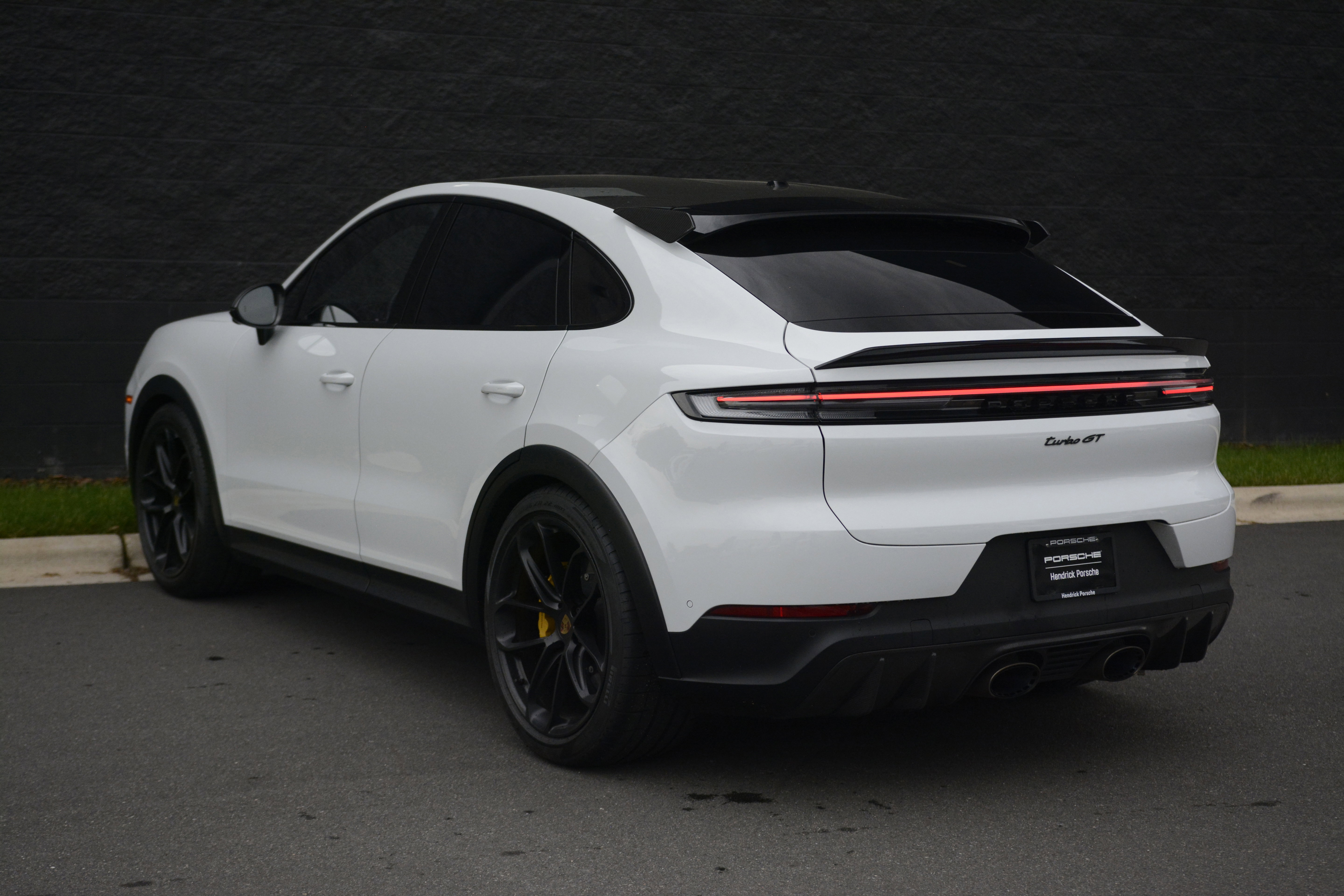 Certified 2024 Porsche Cayenne Turbo GT AWD/4WD image 3