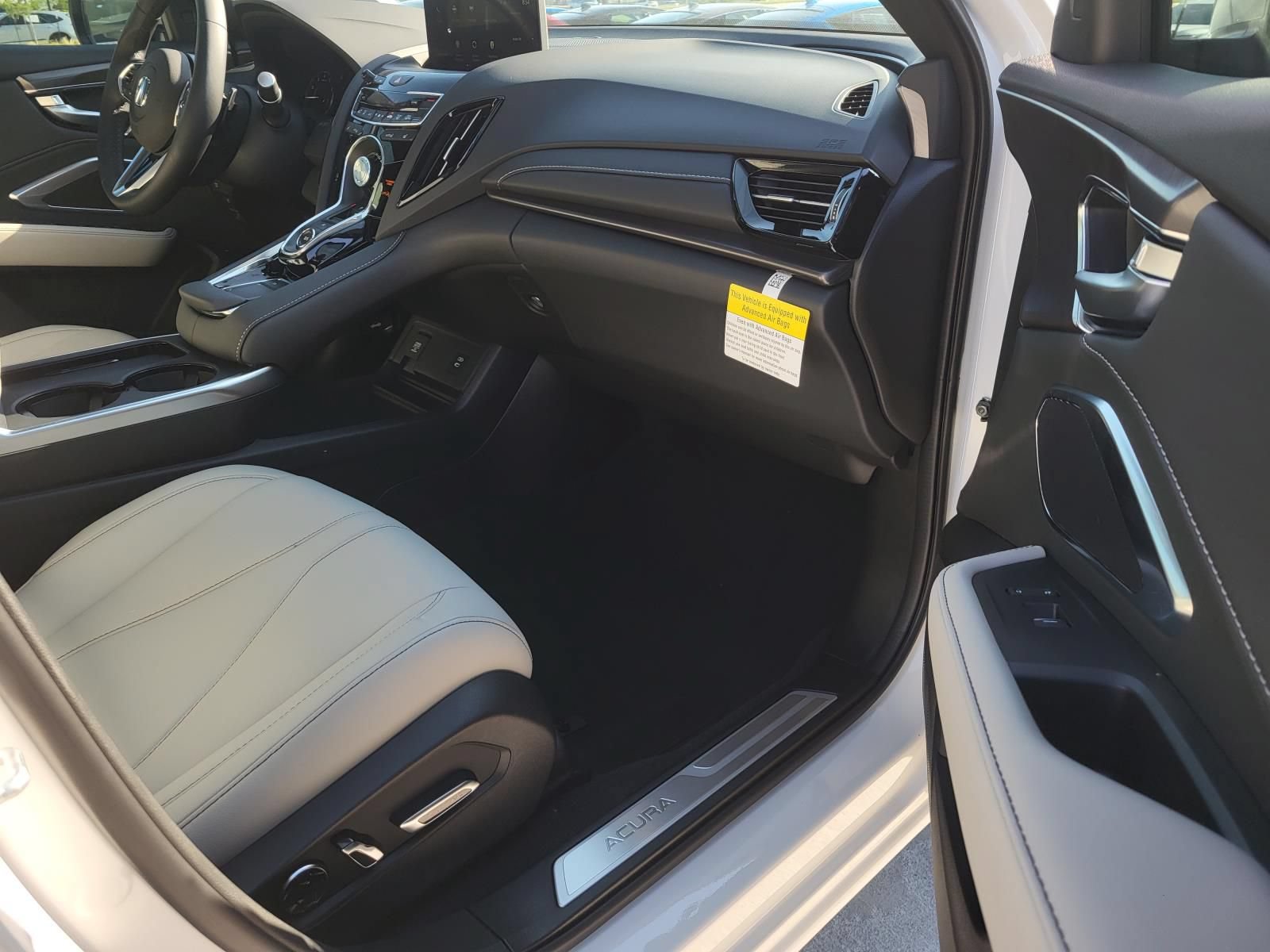New 2026 Acura RDX SH-AWD image 8
