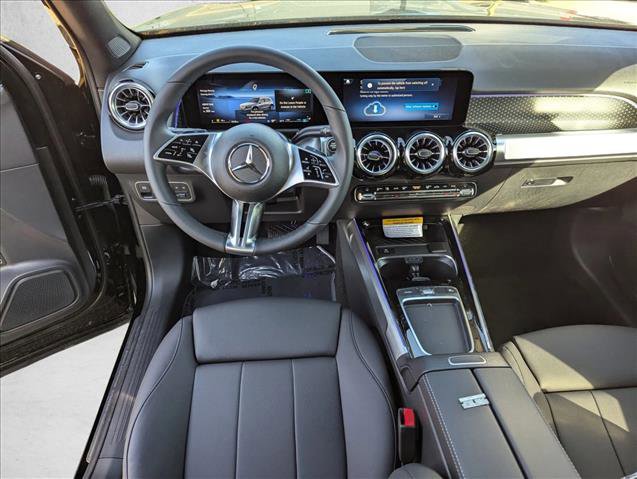 Used 2025 Mercedes-Benz GLB 250 image 14