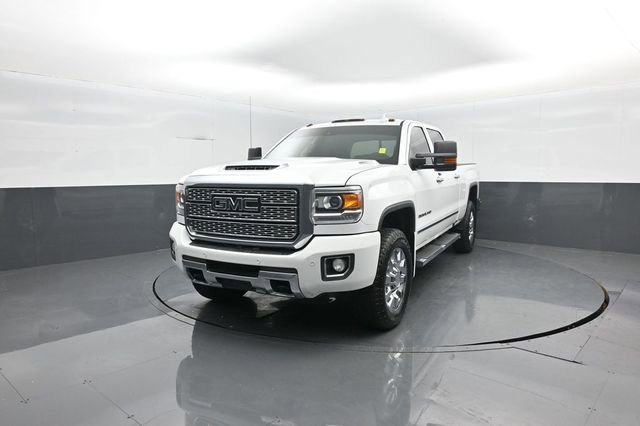 Used 2019 GMC Sierra 2500 Denali image 3