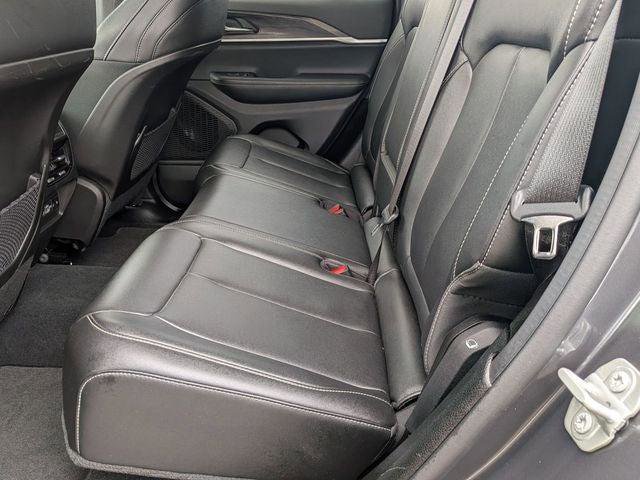 Certified 2024 Jeep Grand Cherokee Limited AWD/4WD image 27