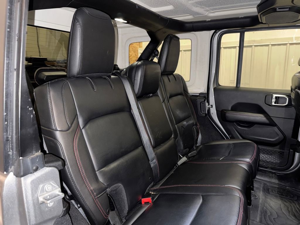 Used 2018 Jeep Wrangler Unlimited Rubicon image 20