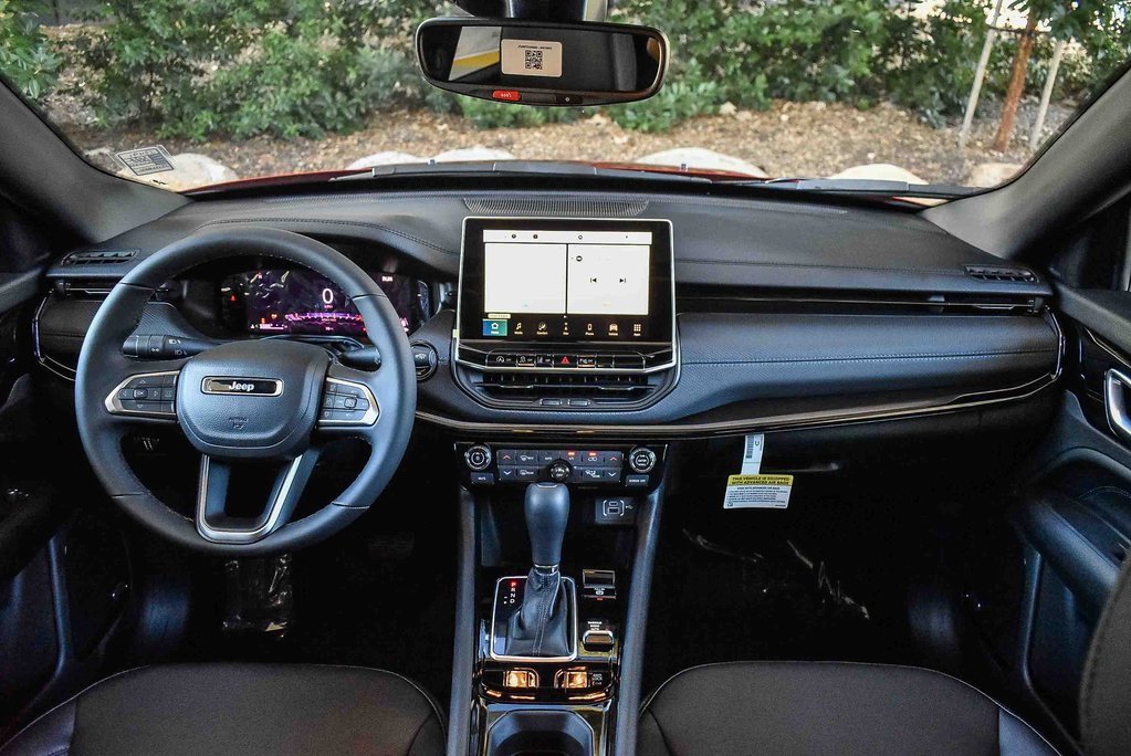 New 2026 Jeep Compass Limited image 13