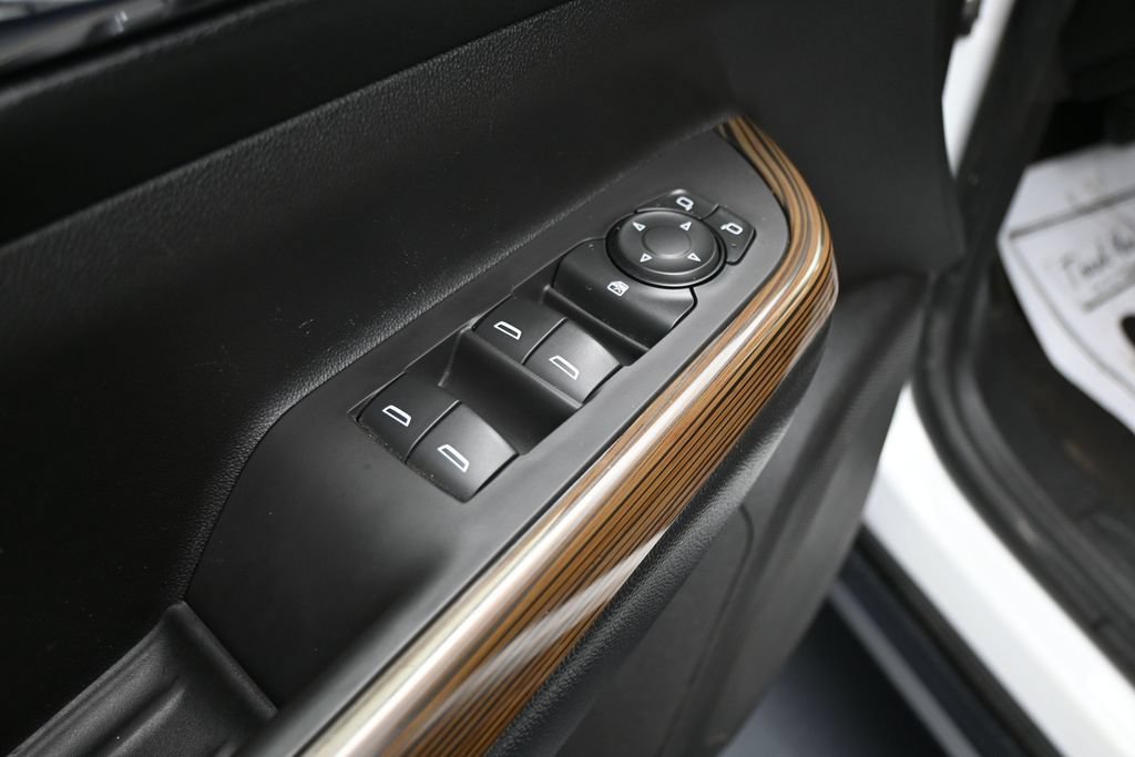 Used 2018 GMC Acadia SLE AWD/4WD image 11