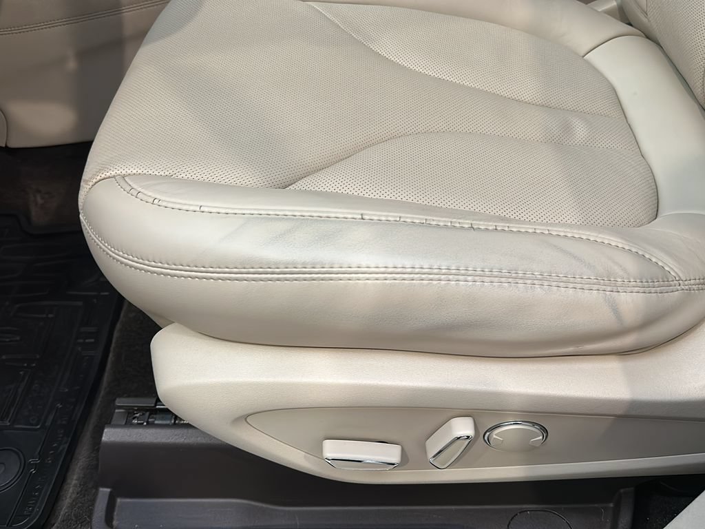 Used 2017 Lincoln MKC Reserve AWD/4WD image 12
