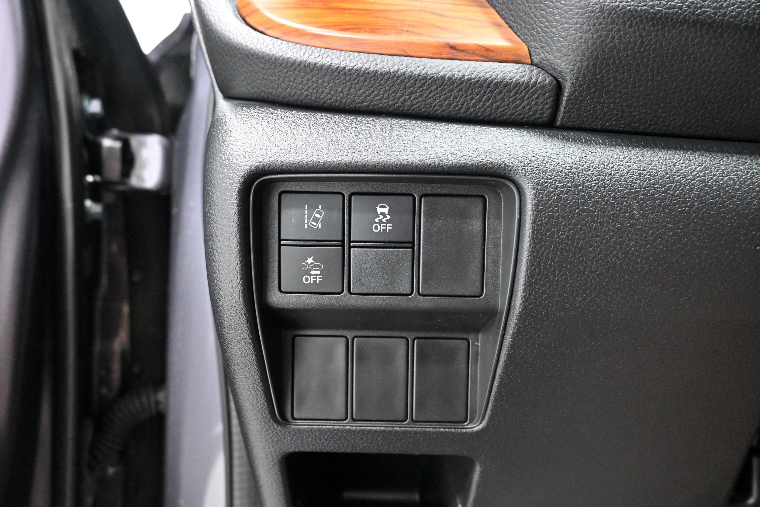 Used 2018 Honda CR-V EX image 9