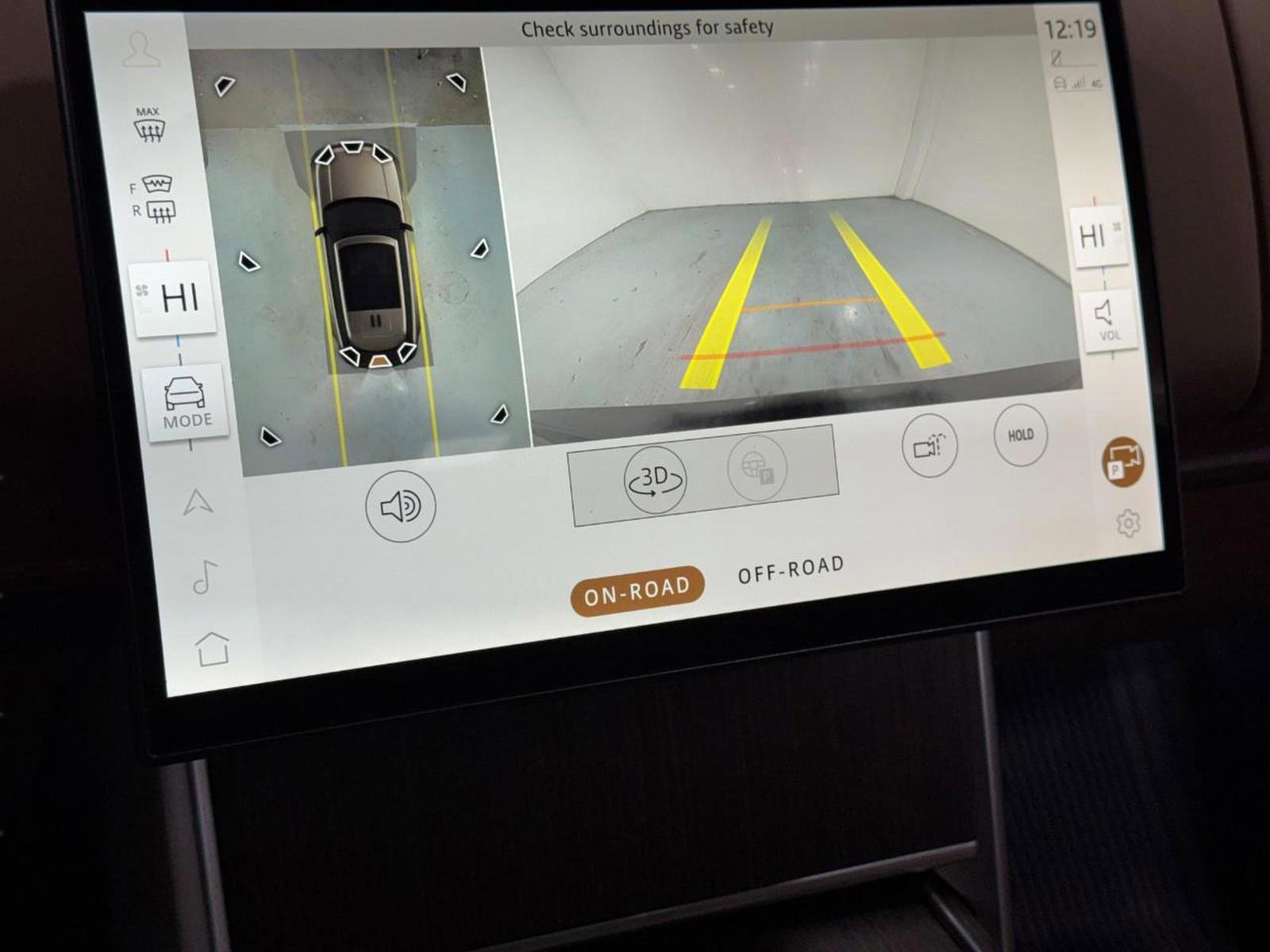 New 2026 Land Rover Range Rover SE image 33