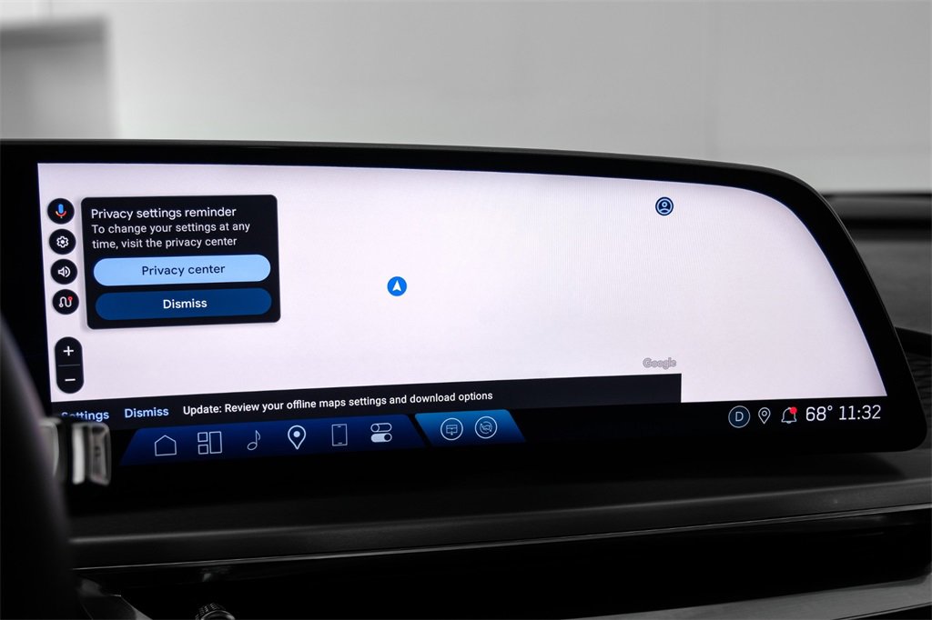 Used 2024 Cadillac Lyriq Luxury image 19