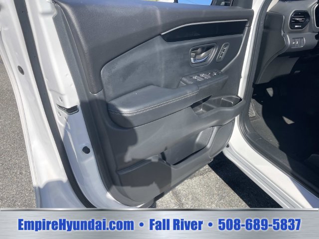 Used 2023 Honda Pilot Touring image 18