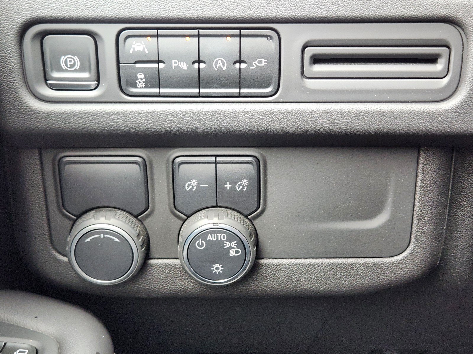 Used 2021 Chevrolet Tahoe Premier RWD image 19