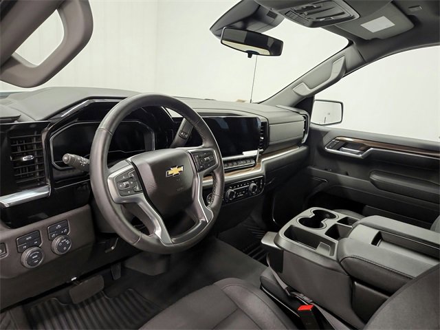 Used 2023 Chevrolet Silverado 1500 LT image 18