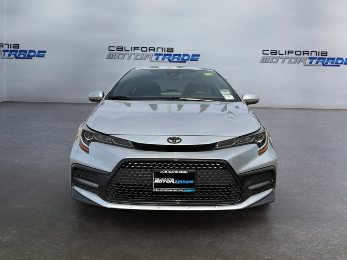 Used 2022 Toyota Corolla SE w/ SE Premium Package FWD image 2